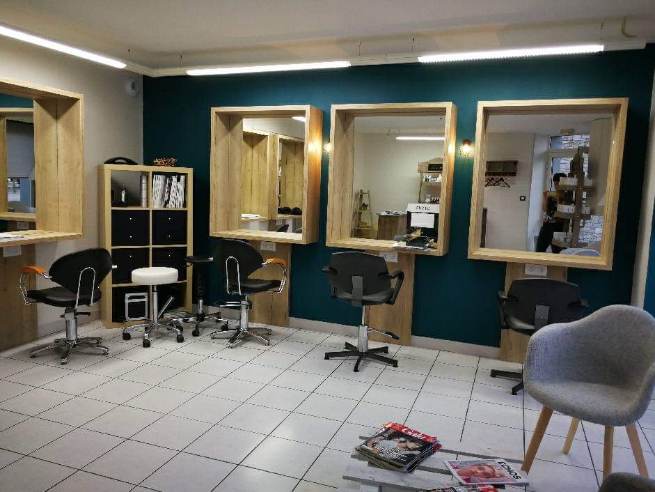 Bon d'achat chez Angle Droit Nueil-les-Aubiers  / Salon de coiffure